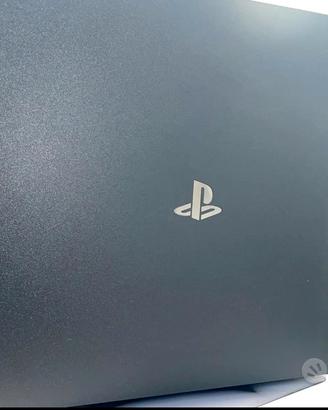PS4 Pro 1Tb CUH-7216