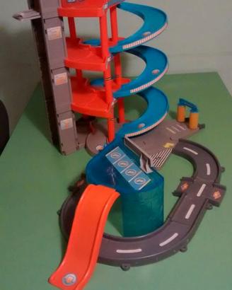 Garage hotwheels