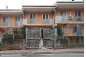 Villa o villino Santa Teresa di Riva [A4335905]