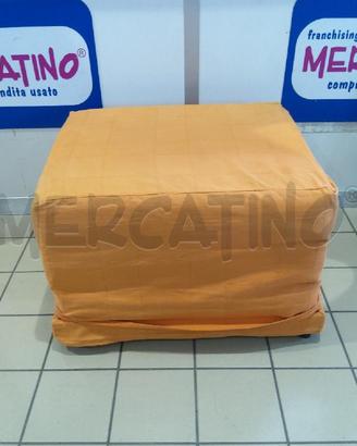 POUF QUADRATO ARANCIO CN RUOTE