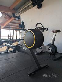 Skillrow Technogym Vogatore