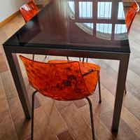 tavolo in cristallo antracite