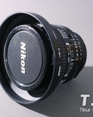 Nikon AF Nikkor 20mm f/2.8D 