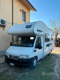 Camper mansardato