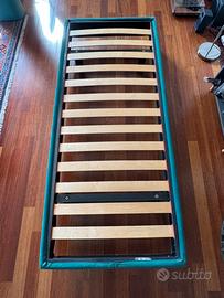 Stuttura letto con doghe