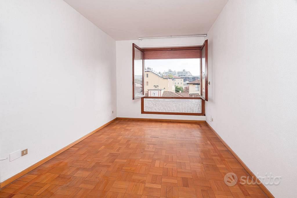 Apartment in Milano, Colonne, Municipio 1 - Altro
