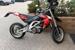 Aprilia sxv 550