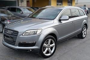 AUDI Q7 3.0 V6 TDI 240Cv *7POSTI* quattro Tiptro