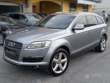 AUDI Q7 3.0 V6 TDI 240Cv *7POSTI* quattro Tiptro
