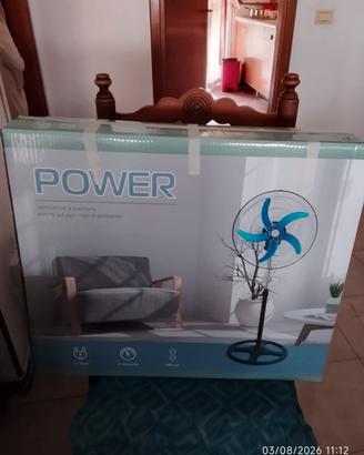 Ventilatore con piantana 