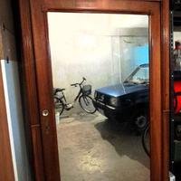 armadio antico in legno massello