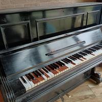 pianoforte Rosemberg 
