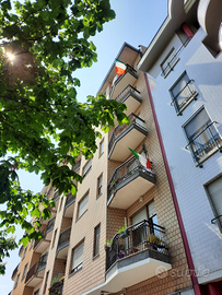 Venaria viale Buridani, centralissimo 95mq