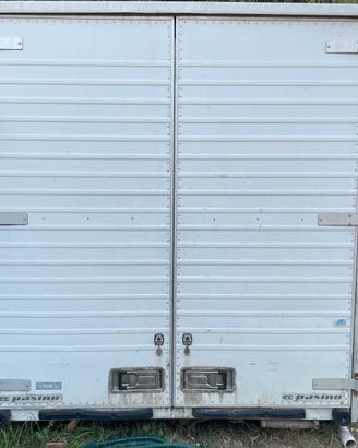 Container