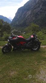 diavel carbon 