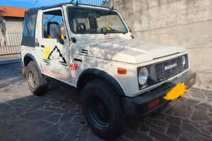 Suzuki samurai SJ413