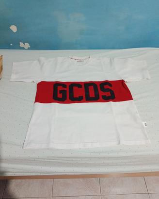 T-shirt gcds