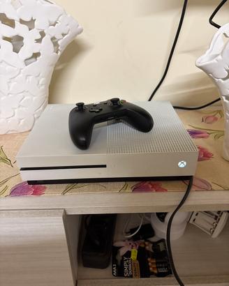 Xbox One S 500 gb