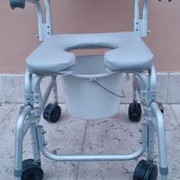 Sedia Comoda da doccia e WC con ruote piroettanti