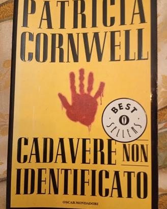 Libro Patricia Cornwell Cadavere non identificato