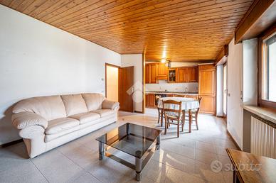 3 LOCALI A BADIA CALAVENA