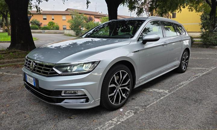 Volkswagen Passat 2.0 tdi Executive 150cv dsg 7m R