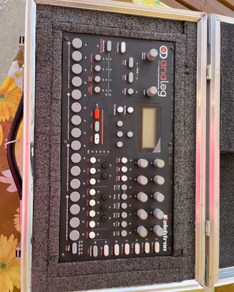Elektron Analog Four MK1 + Custodia Rigida