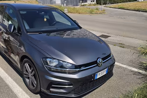 Golf r-line 7.5 2.0 tdi