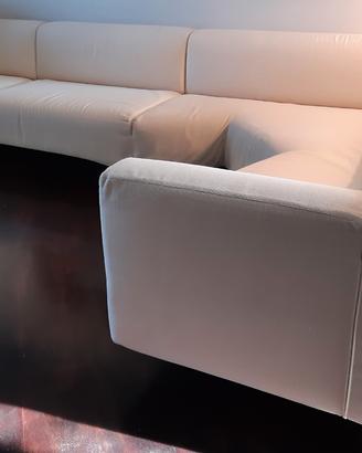 Divano a elle Cassina