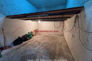 Garage, Calatafimi Bassa - Cuba, Palermo.