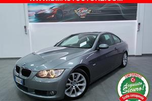 BMW 320 i cat Coupé Futura