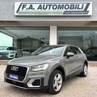 AUDI Q2 30 TDI S tronic Identity Black