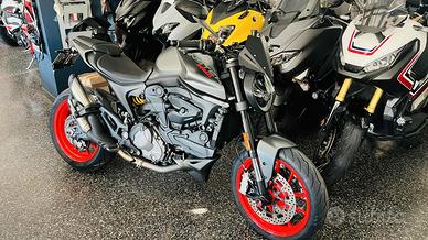 Ducati Monster 937 PLUS COME NUOVA 12 MESI GARANZI