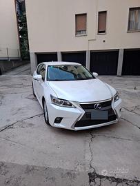Lexus CT 200h CT 2010 1.8 hybrid Business cvt E6
