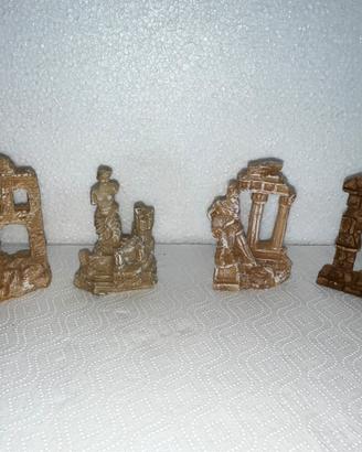Set 4 Decorazioni Romane Acquario in Resina