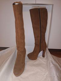 STIVALI DONNA ALTI IN CAMOSCIO CON TACCO E PLATEAU