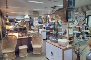 Attività di arredi no bar ideale per palestra