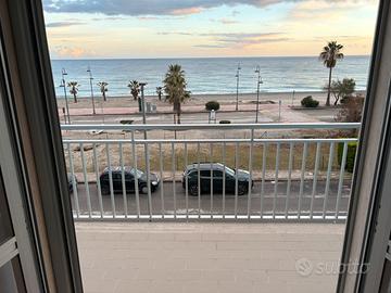 Affacciati sul mare "completo ad Agosto"
