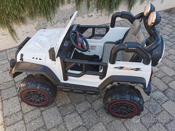 Macchina elettrica per bambini Mondial Toys