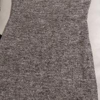 Vestito invernale grigio a collo alto con tasche