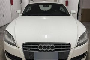 Audi TT Coupé S line 2.0 TDI – 2010 – 144.000 km