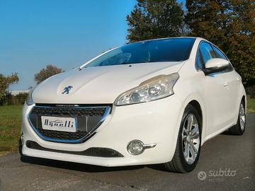 Peugeot 208 1.6 e-HDi 92 CV 5 porte Allure