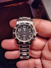 Orologio da polso Givenchy.