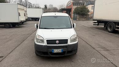 Fiat doblo benzina e metano
