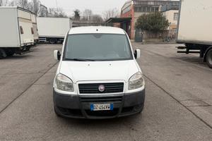 Fiat doblo benzina e metano