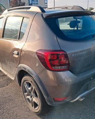 Dacia Sandero anno 2020 ricambi usati