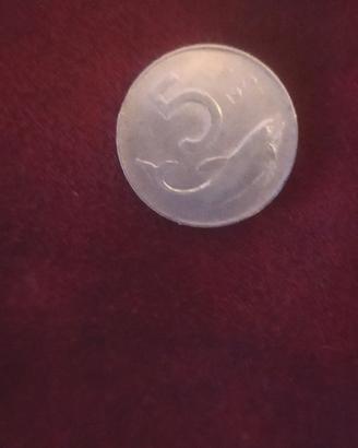 Moneta 5 lire con delfino 1973