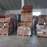 Elementi di legno parquet e parquet finito