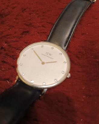 orologio donna DW con brillantini 