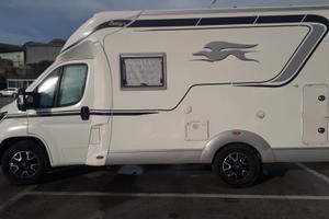 Camper Semintegrale Laika Ecovip 305 - 150 cv